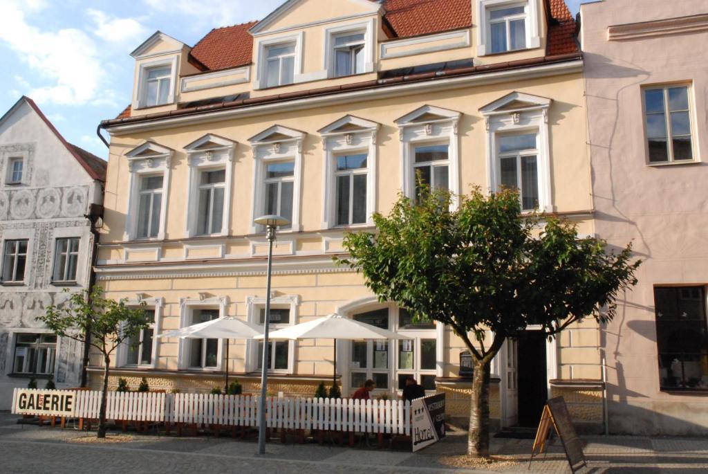Hotel U Ruze Slavonice Extérieur photo