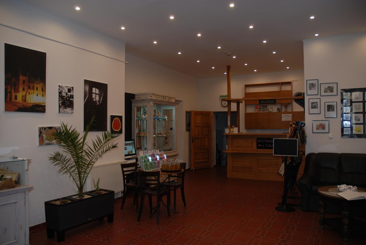 Hotel U Ruze Slavonice Extérieur photo