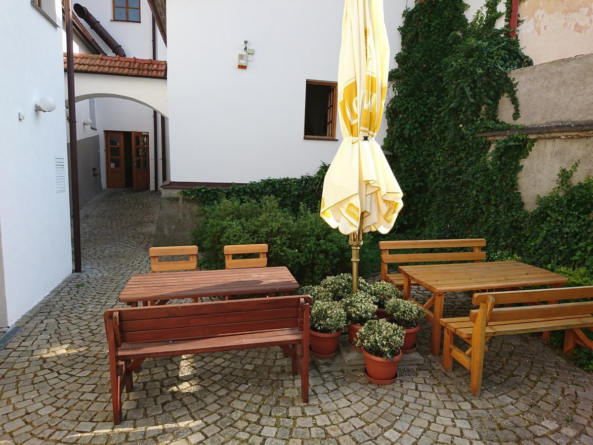 Hotel U Ruze Slavonice Extérieur photo